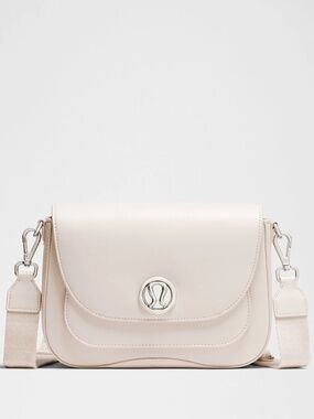 NWT Lululemon Crossbody Bag 1.5L – Cashew